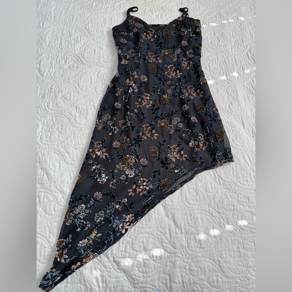 Lulus Evenings with You Dark Teal Floral Velvet Asymmetrical Dress Womens XS EUC - Picture 9 of 12